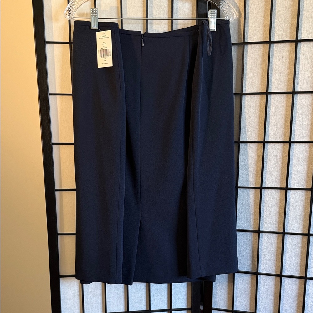 Tahari ASL Navy and White Patterned Blazer & Skirt Suit - Picture 5 of 7